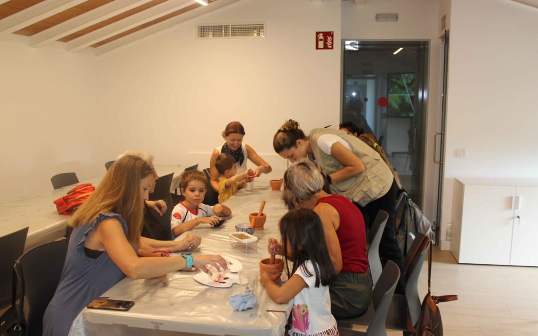 PACK: VISITA PER LLIURE + TALLER FAMILIAR